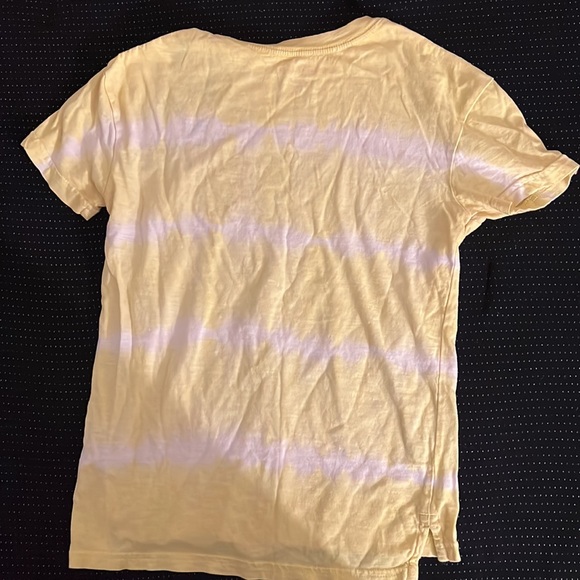 Cute and casual tie- die shirt - Picture 2 of 2